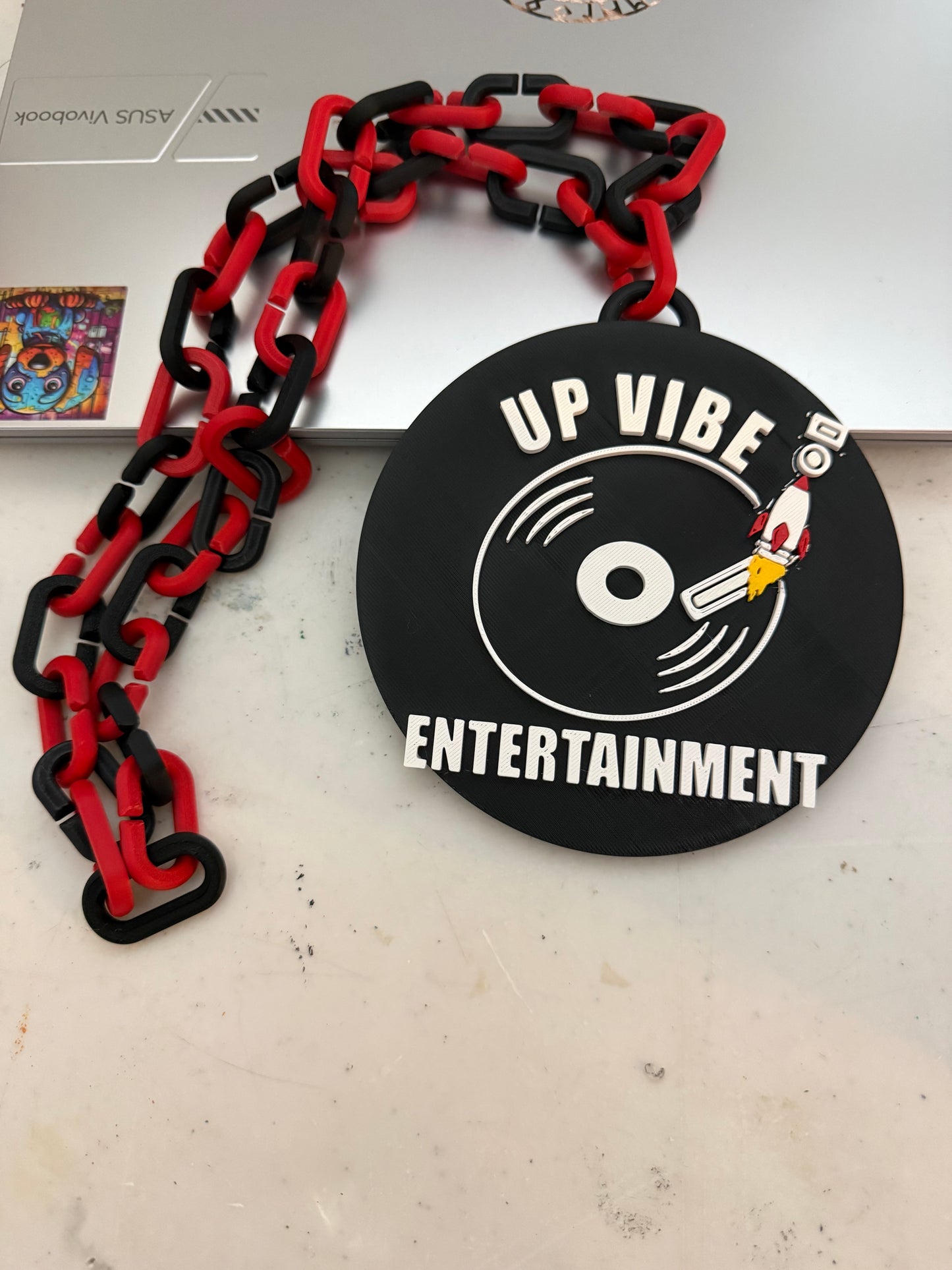 Hype Chains!